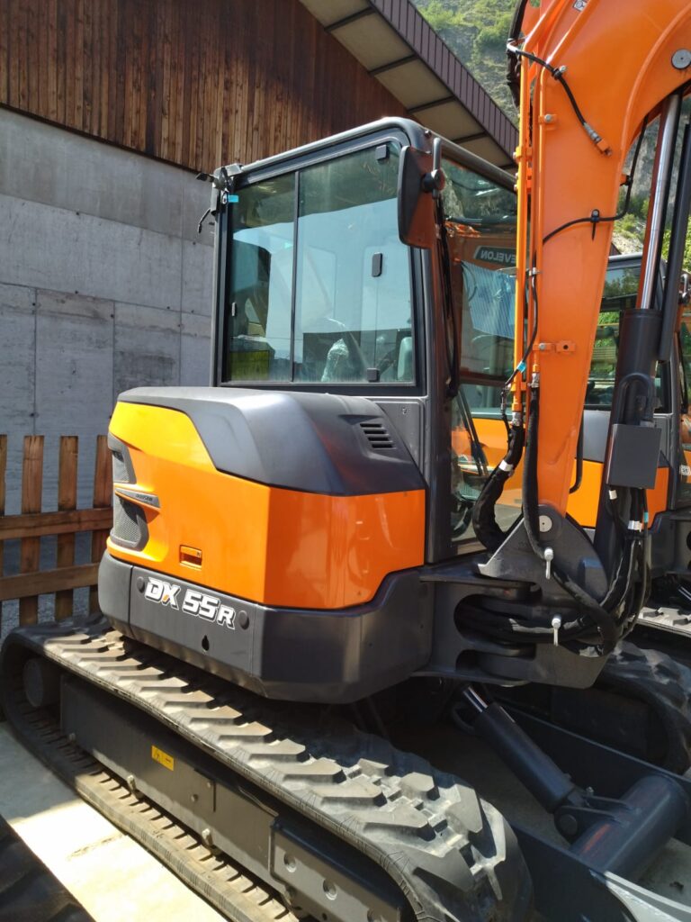 Miniescavatore Doosan DX55R 7 Fides Trento